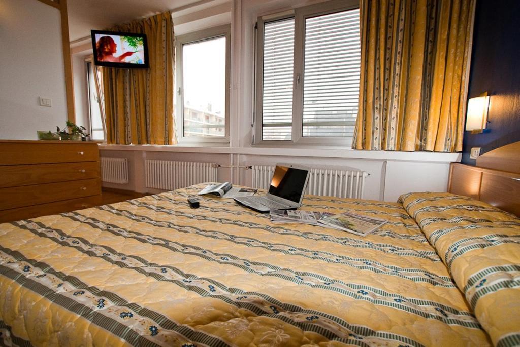 Les Messines Apparthotel Μετς Δωμάτιο φωτογραφία